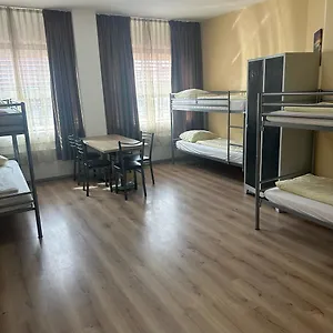  Hostal Budget